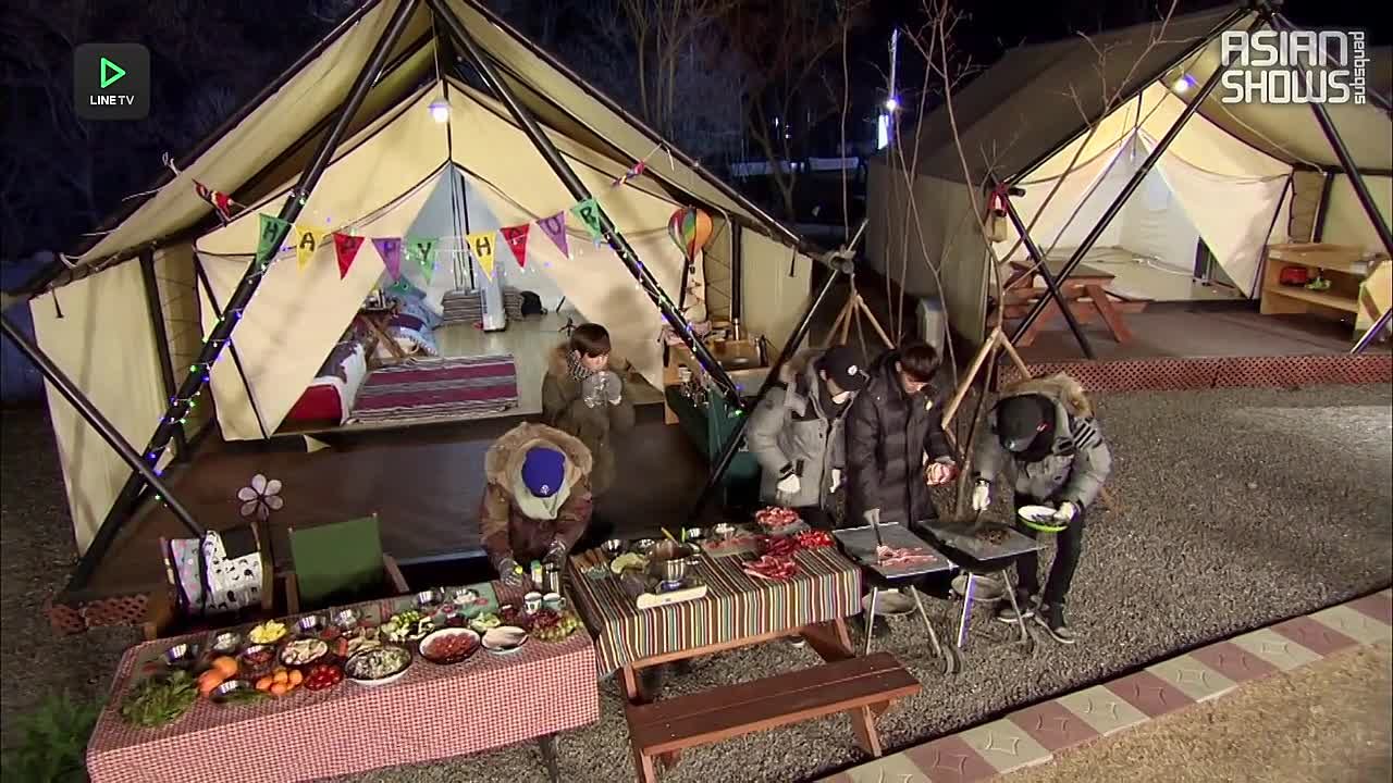 SurpLINEs | EXO's special camping day