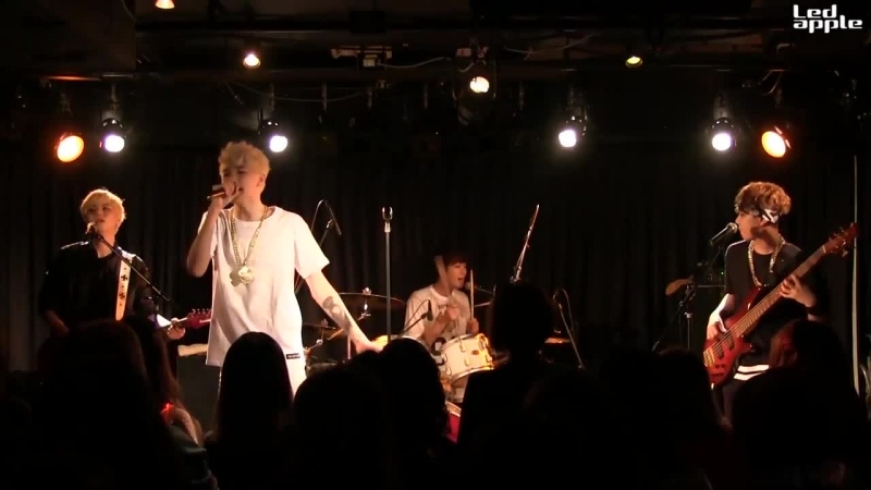 LEDApple