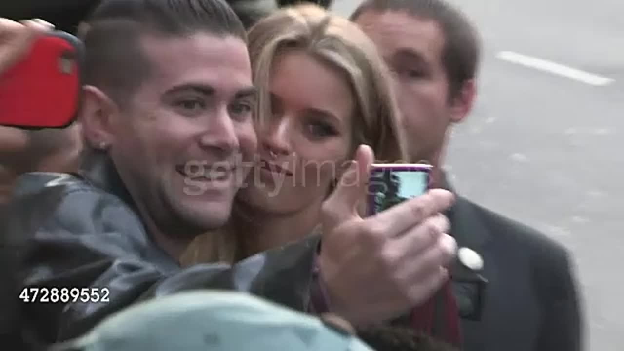 PAPARAZZI