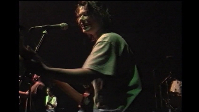PIXIES: 1988-05-01 - Town And Country Club, London, UK
