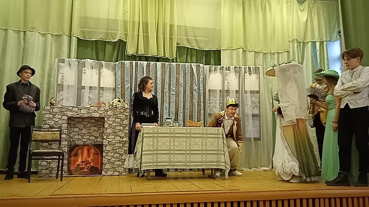 Спектакль по пьесе Е.Шварца "Обыкновенное чудо"