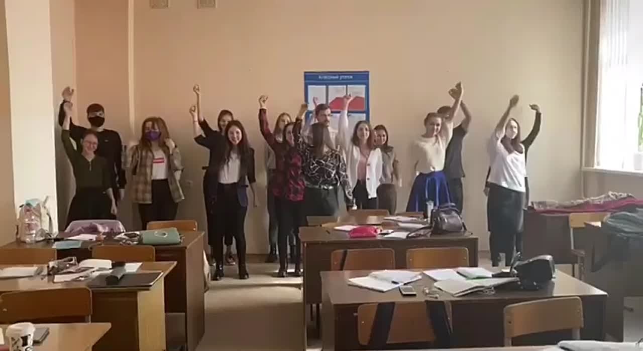 #Зарядись!