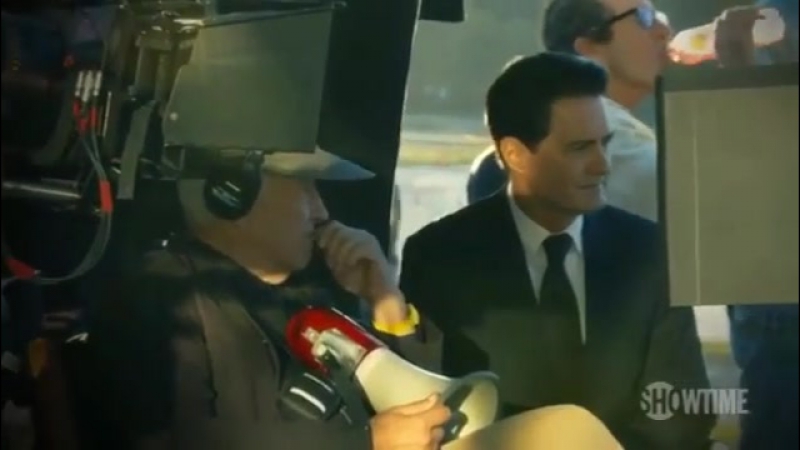 От актёров - личные видео из Инстаграма, Твиттера и т.д.