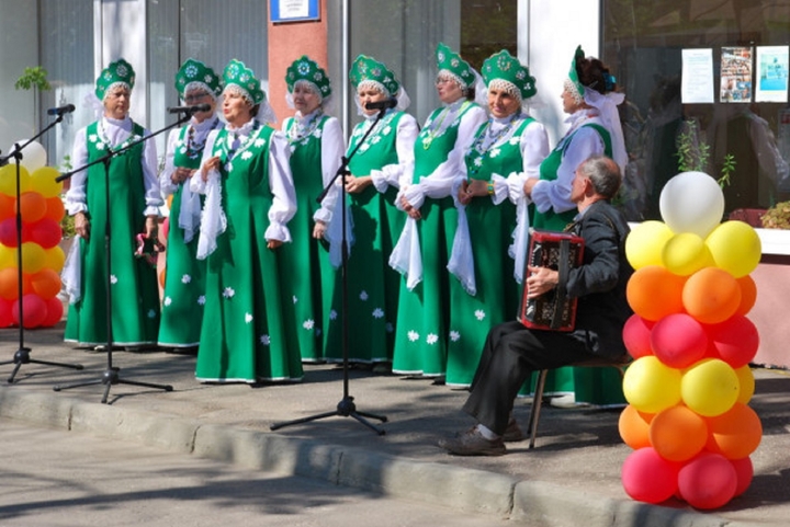 ПЕСНИ