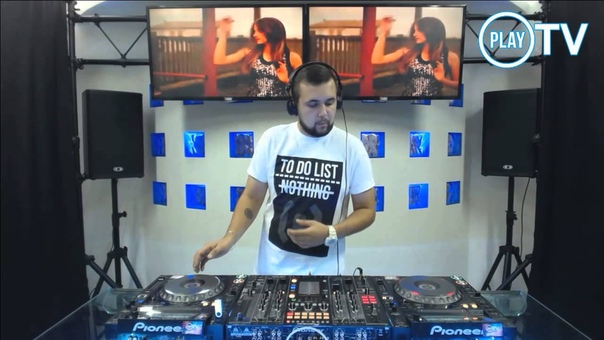 RUFFNECK TIME show