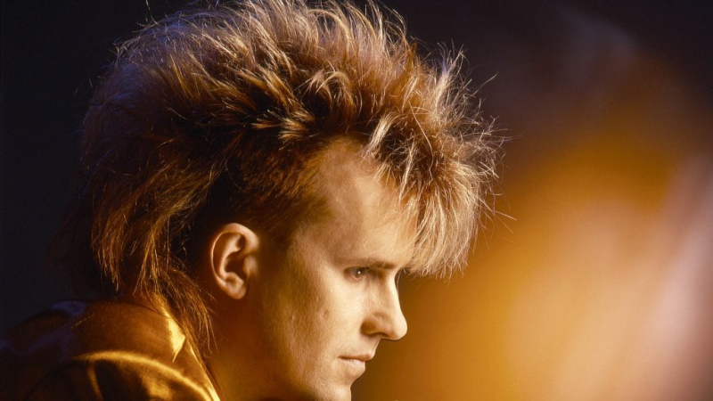 HOWARD JONES