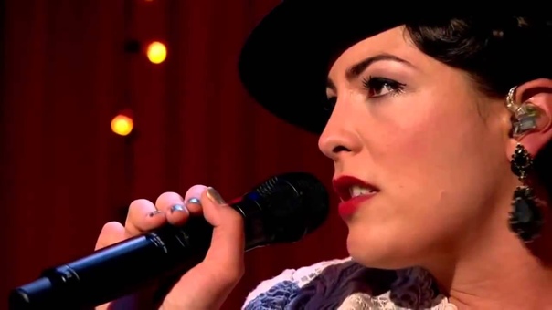 Caro Emerald