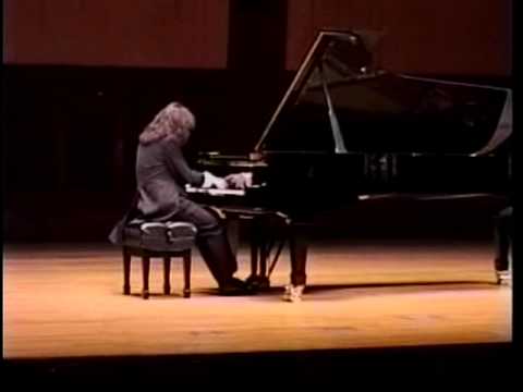 Алексей СУЛТАНОВ, гениальный пианист (1969-2005☦)