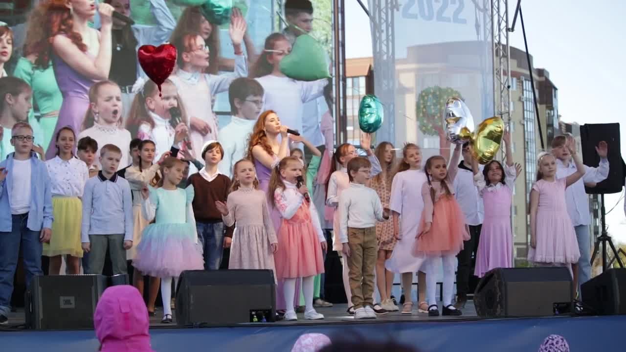 театральная студия "Встреча с ЧУДОМ" ДЮЦ "ПЕТЕРГОФ"