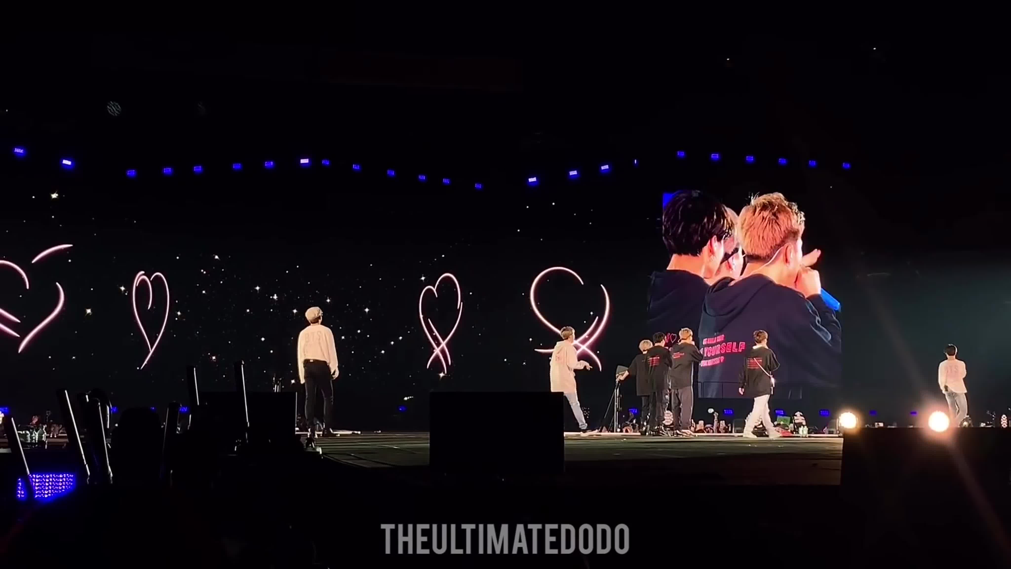 FANCAM | World Tour "LOVE YOURSELF: SPEAK YOURSELF"