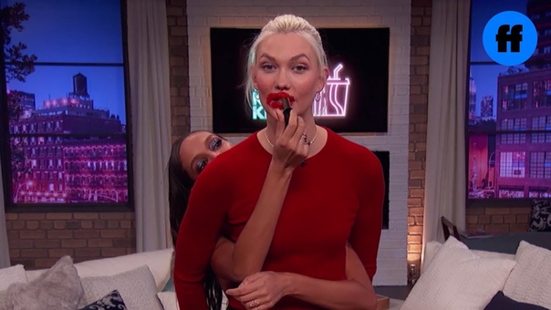 Movie Nigth with Karlie Kloss