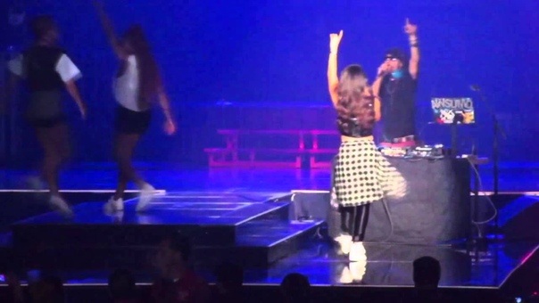 — «Demi World Tour»