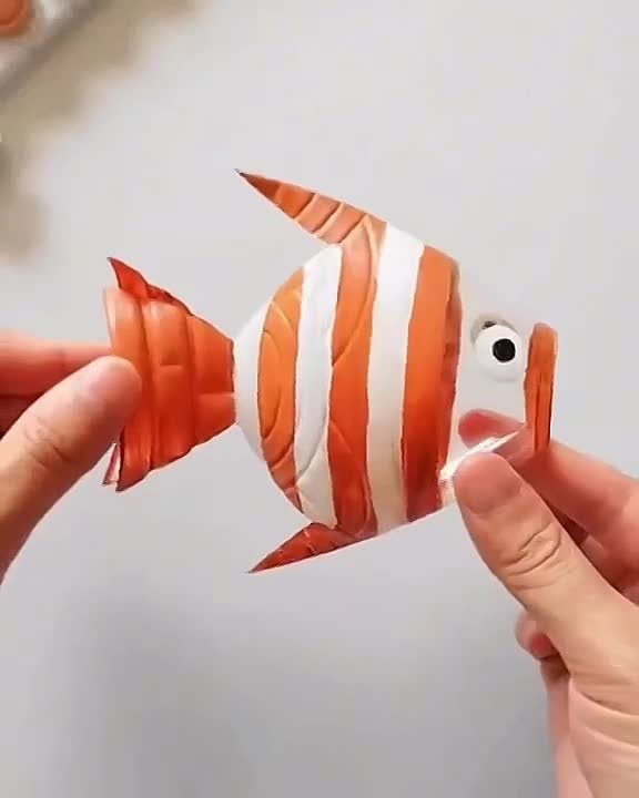 Из пластиковых бутылок