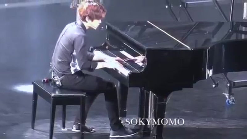 EXO