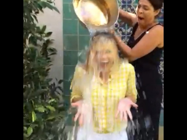 Ice Bucket Challenge: ледяной дождь для знаменитостей