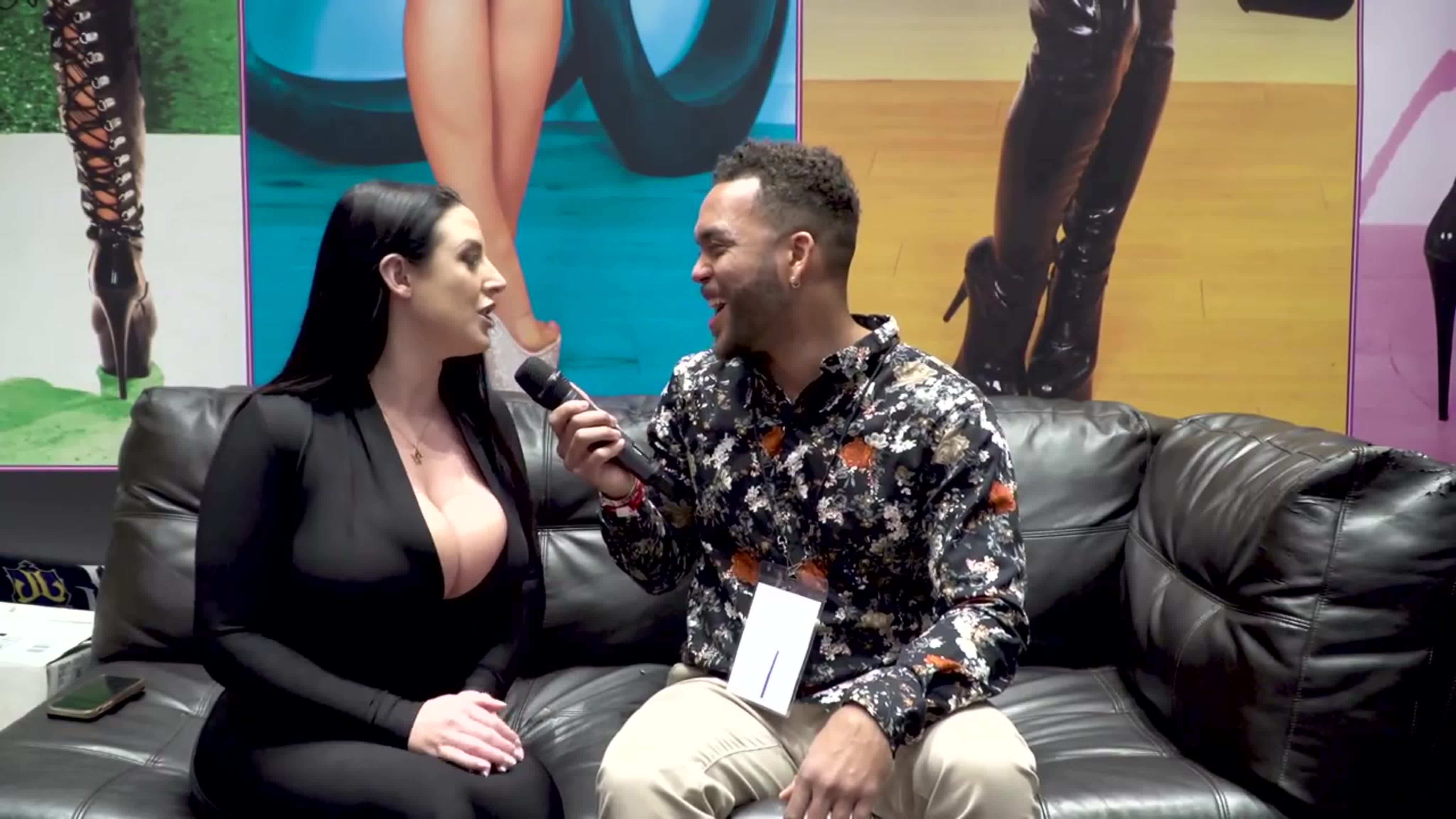 Romi Rain Lesbian