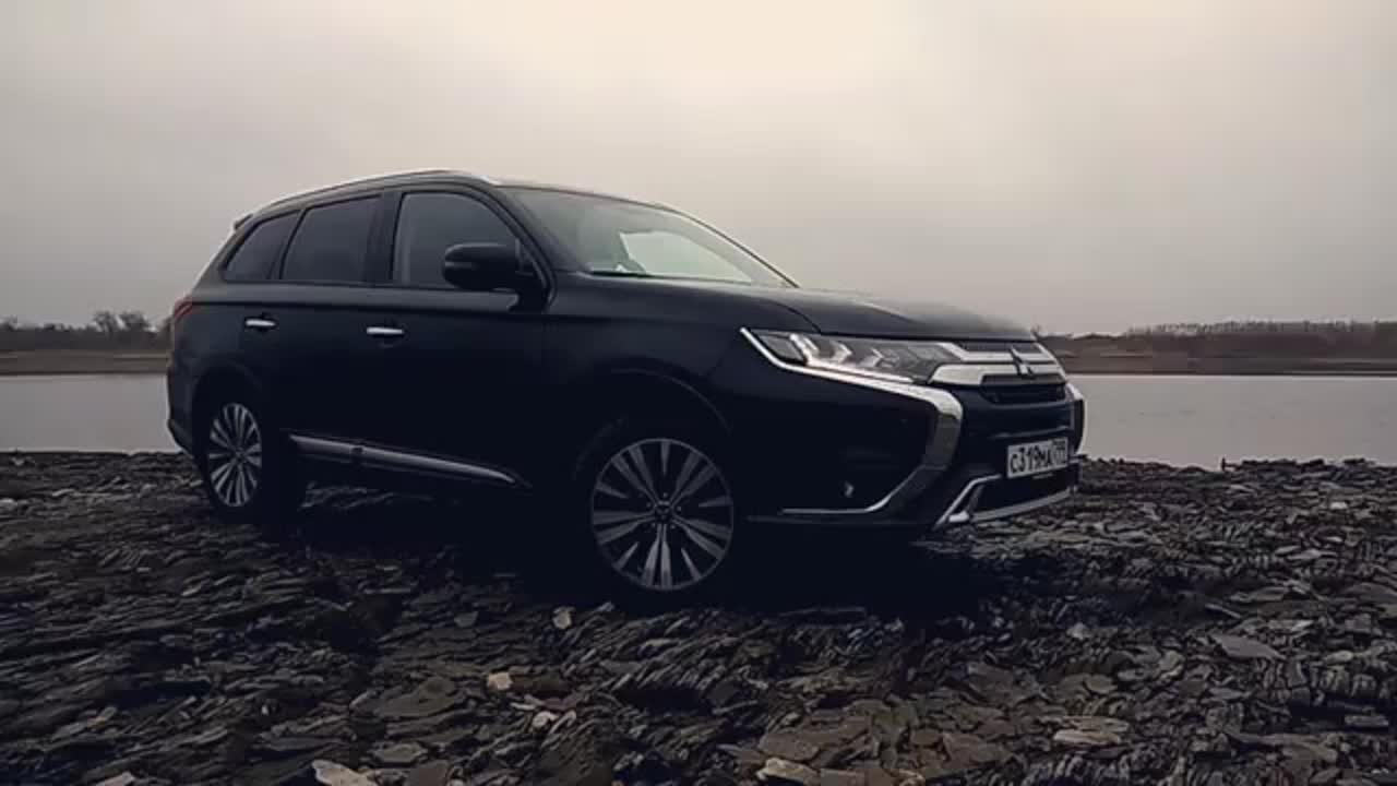 Mitsubishi Outlander тест