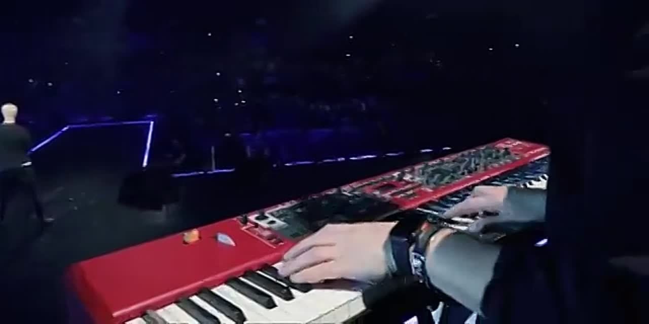 ЯРОСЛАВ ДРОНОВ. "ШАМАН".