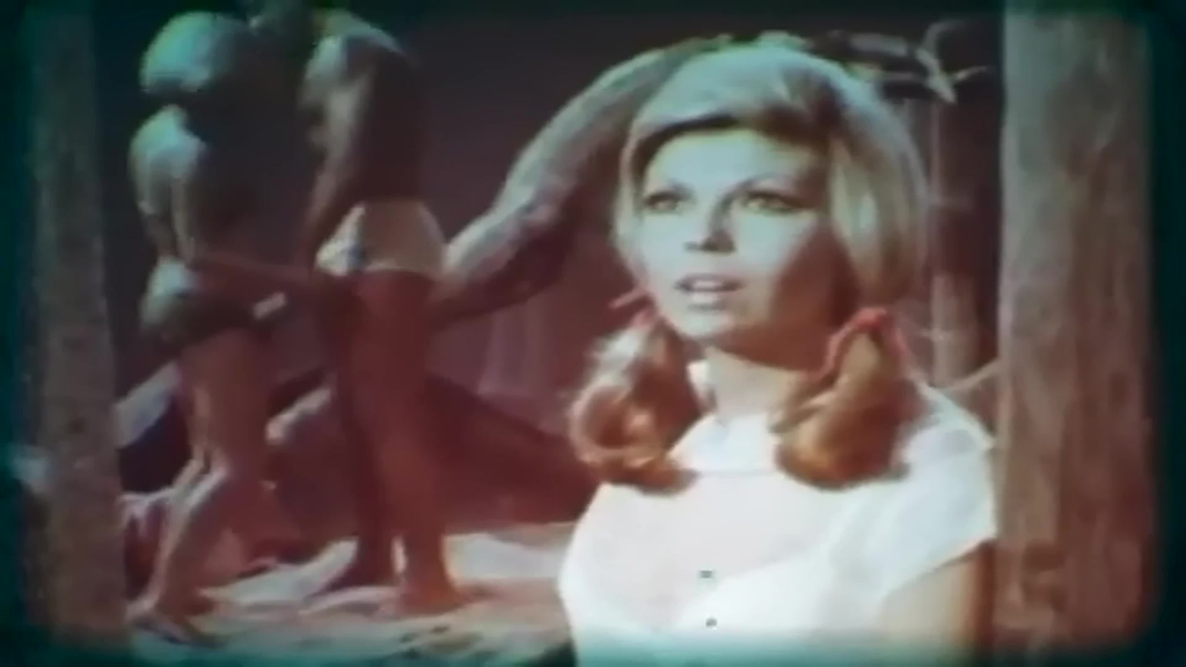 TOP-15.Nancy Sinatra.