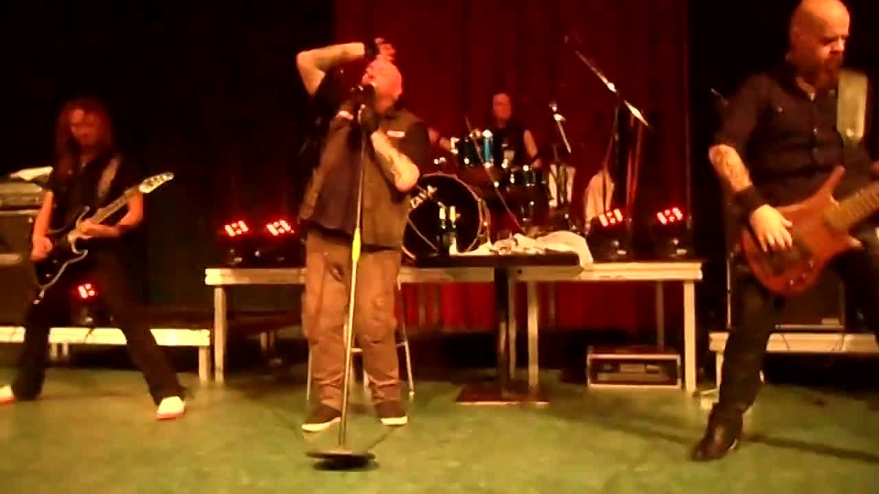 PAUL DI'ANNO