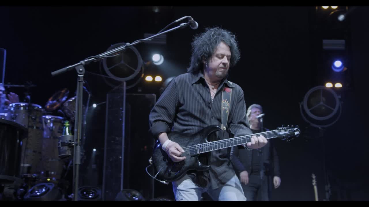 Toto - 40 Tours Around the Sun