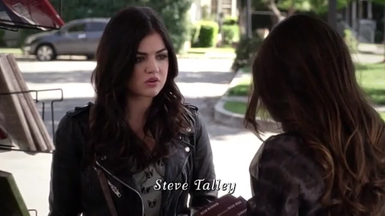 Холли в сериале Pretty Little Liars 2010