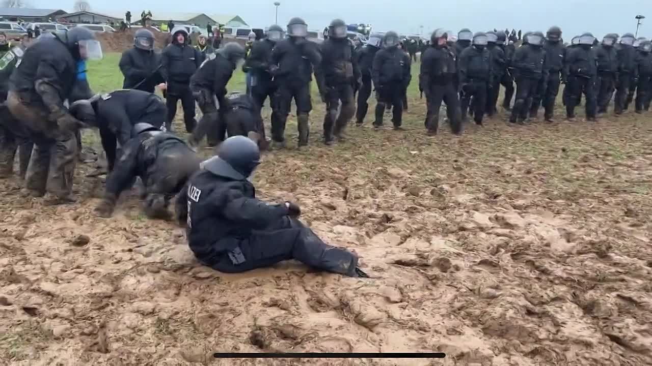 не война
