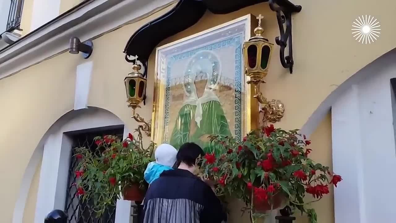 "Святые и близкие"