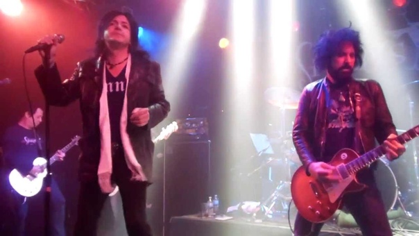 live LA Guns Vegas 12/19/2013