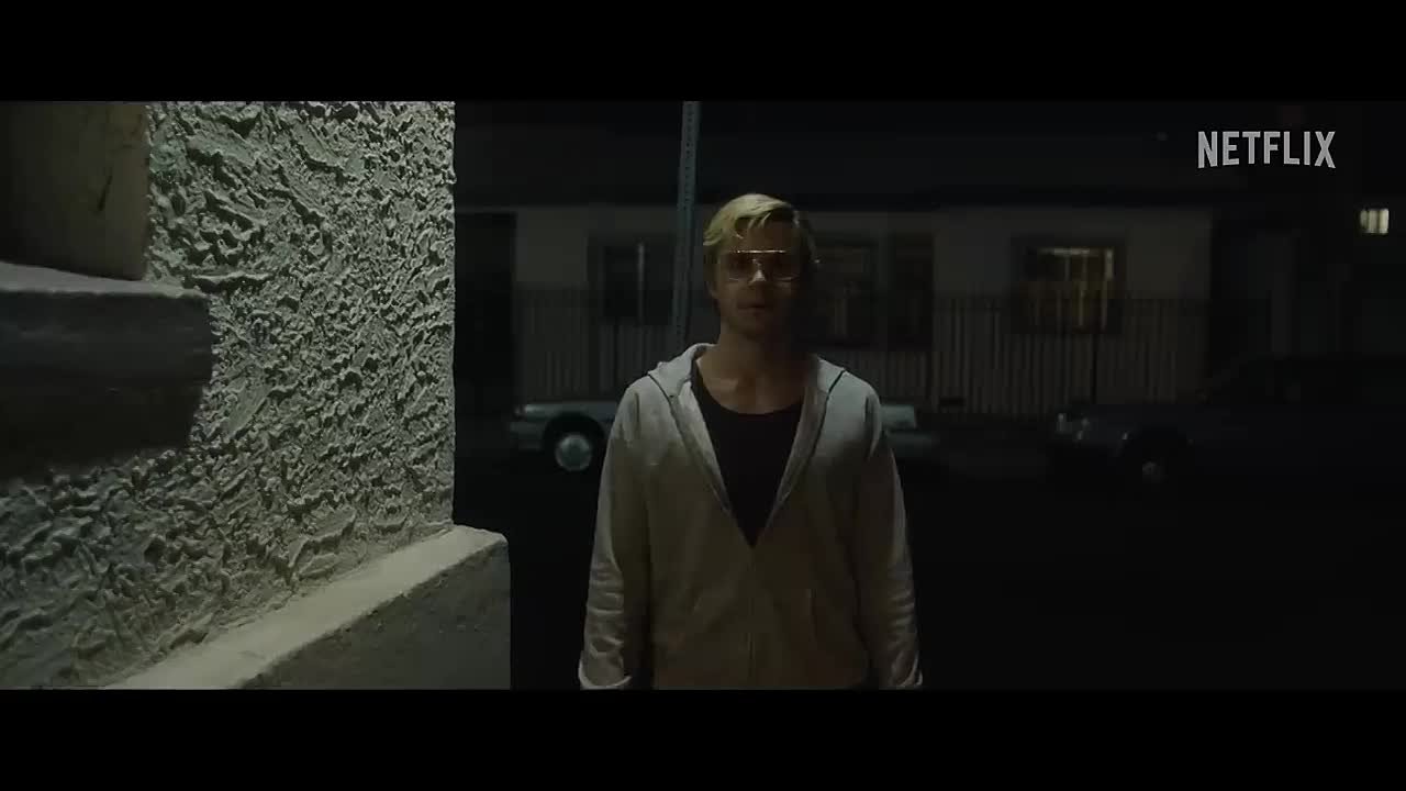 Монстр: История Джеффри Дамера / Monster: The Jeffrey Dahmer Story