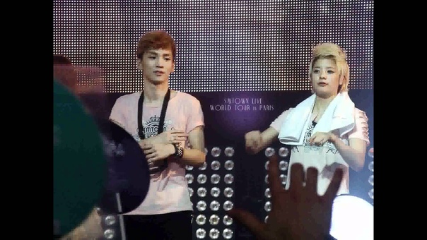 Shinee and girls