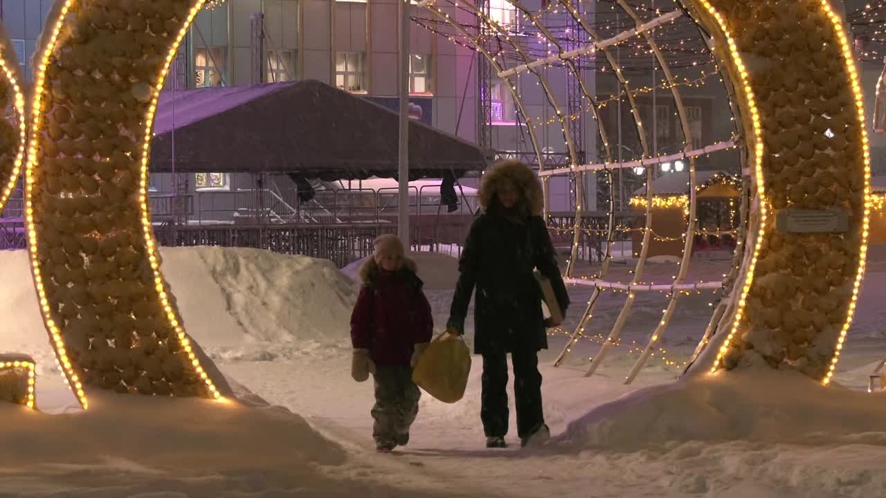 ЗАЖИГАЕМ НОВЫЙ ГОД!