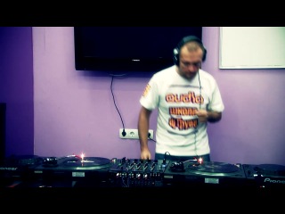 DJ Грув