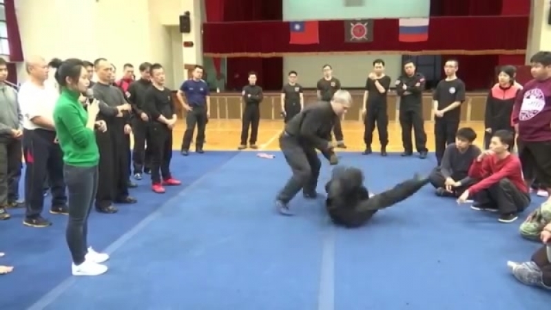 Единоборства.