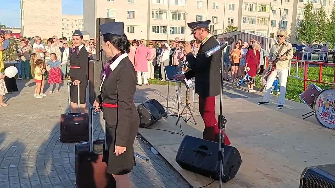 Ретро-группа "СУХОЦВЕТЫ" выступление на Бульваре ( г. КОТЛАС ) ( 14.07.2023 г. )
