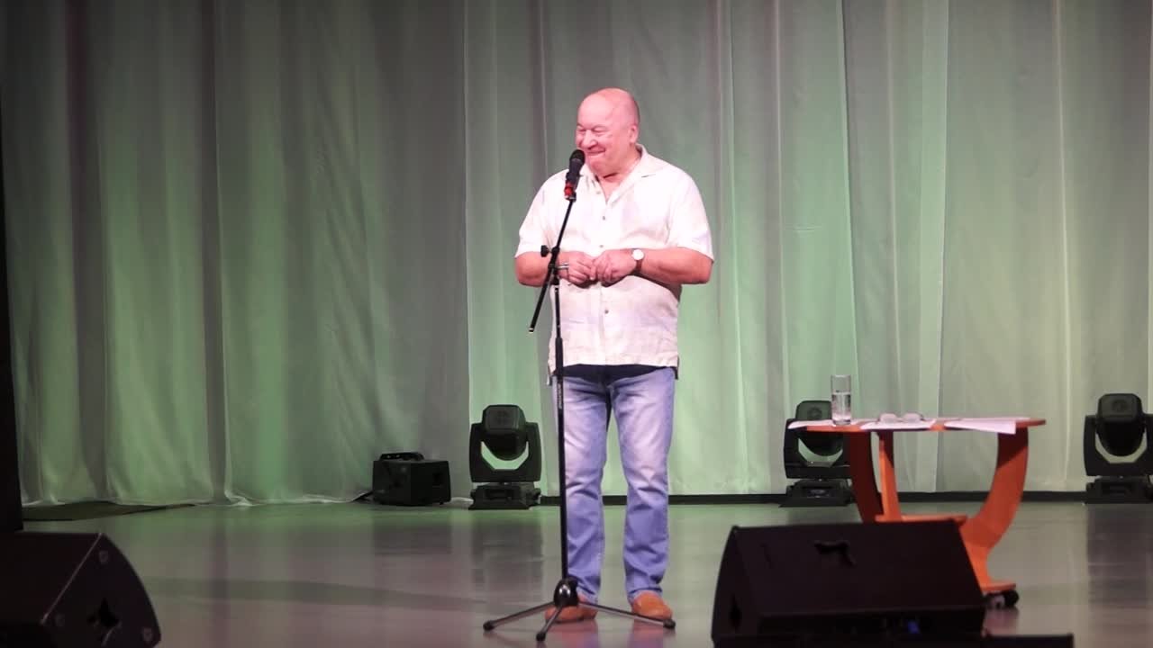 Юмористический концерт Игоря Маменко "НОВАЯ ПРОГРАММА" (12+) в Котласском Дворце культуры ( 12.02.2023 г.)