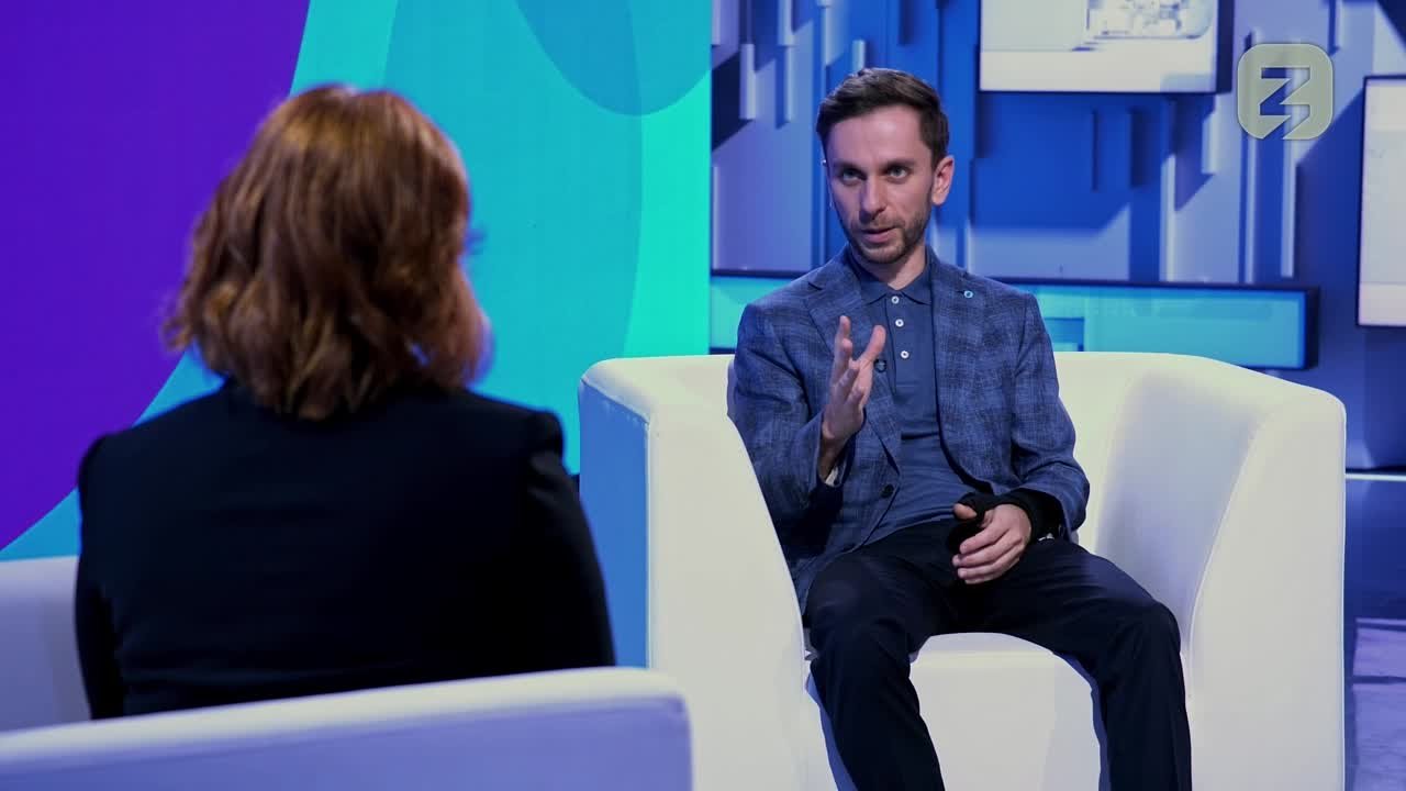 Познавательные интервью с Российским обществом "Знание"