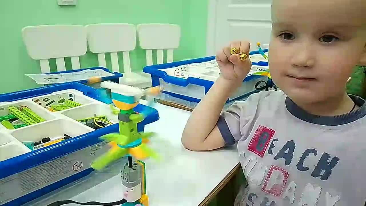 Первый робот