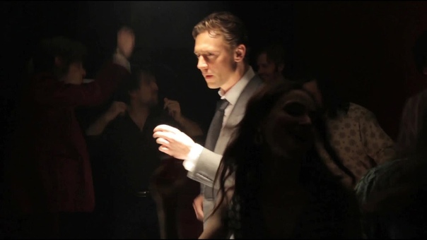 <Высотка | High-Rise>