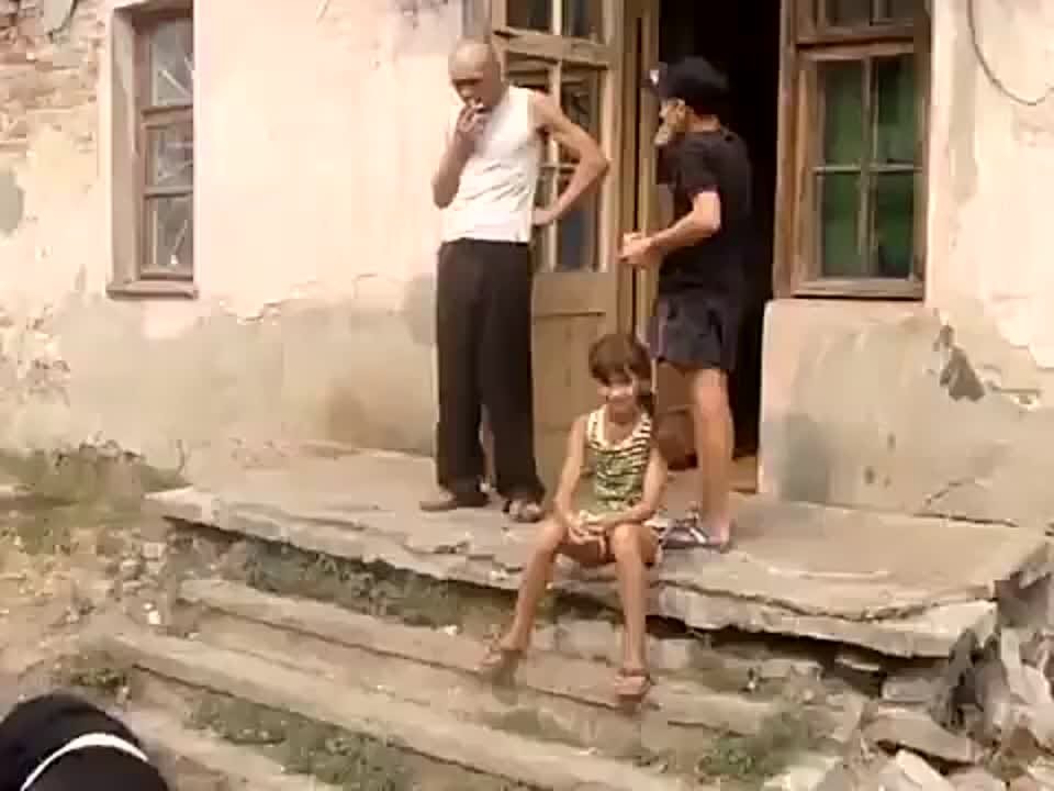 ДРАКА РАЗБОРКИ)))