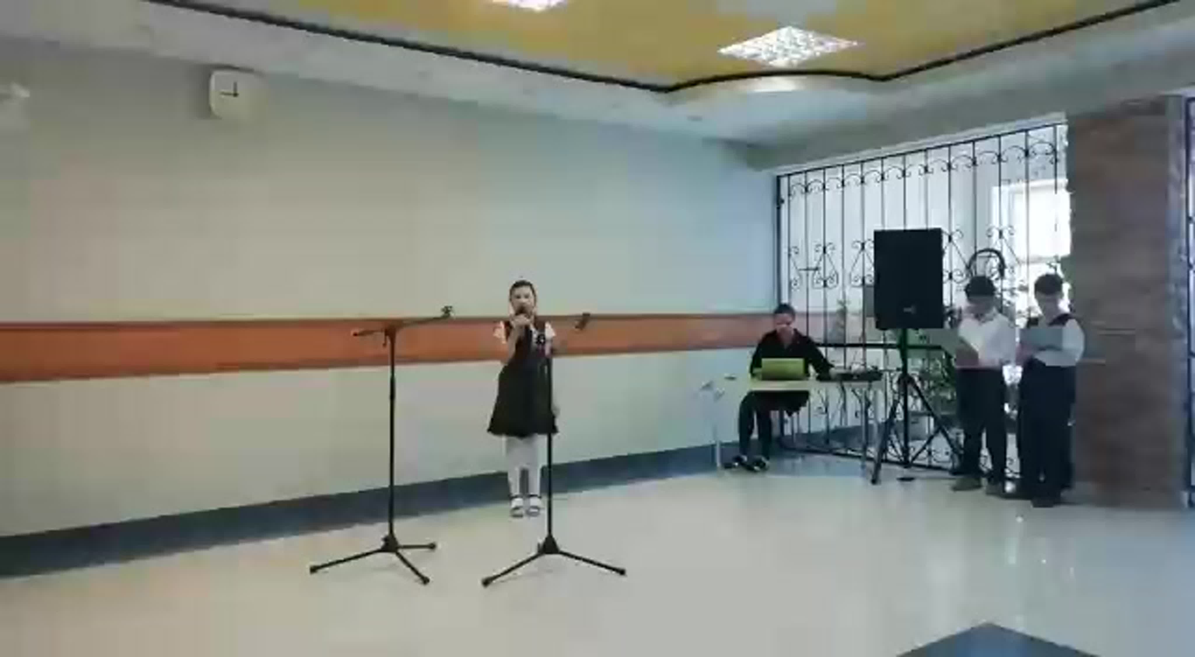 "Открытый микрофон"