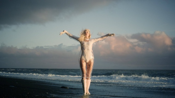 iamamiwhoami