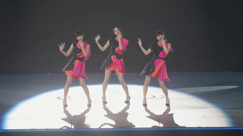 [DVD] Perfume 6th Tour "COSMIC EXPLORER"