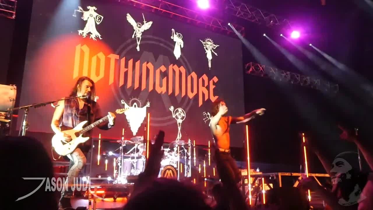 Live Shows / 2022