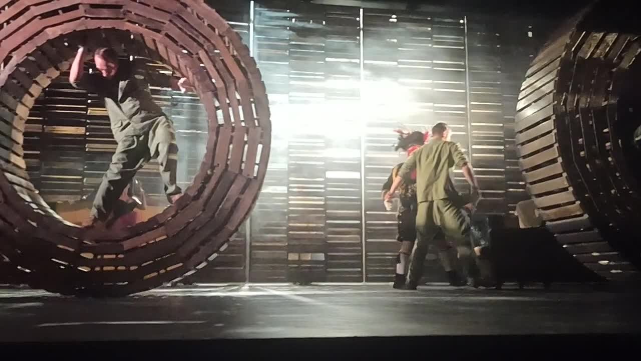 Спектакль "Балалайкин и Ко"