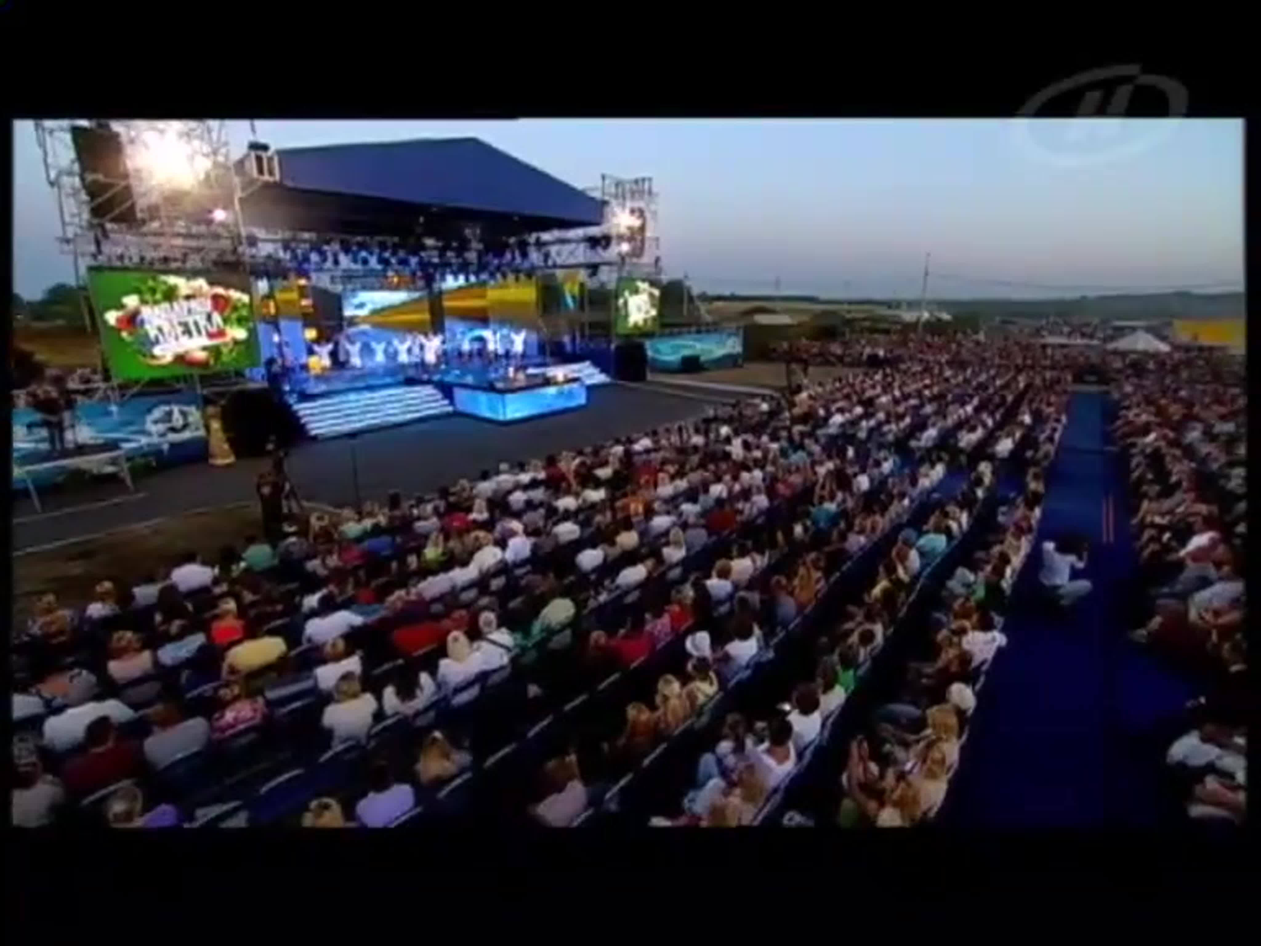 Александрия собирает друзей 2015