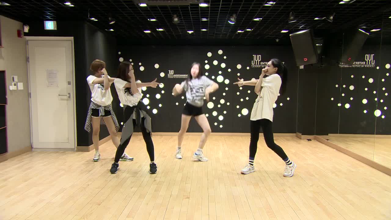 Lee Chaeryeong | 2015 | Show | Mnet | Sixteen | Dance Practice.