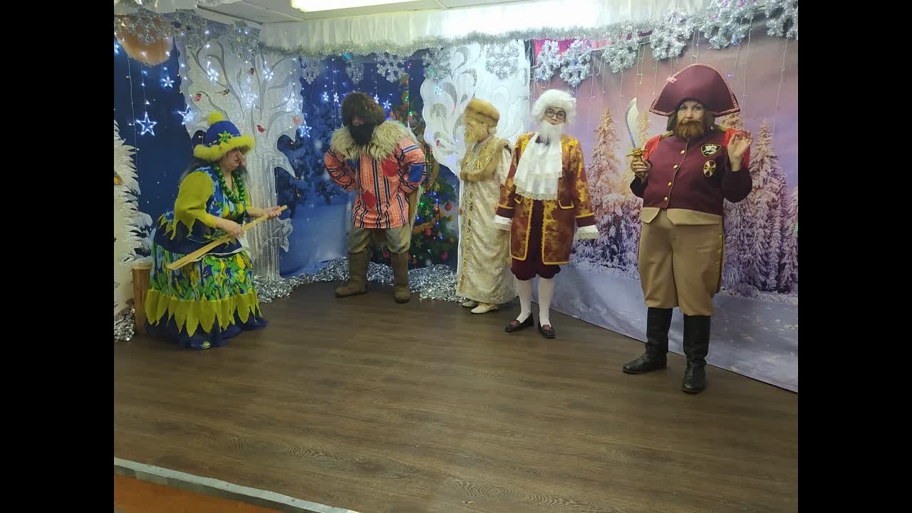 Новогодние спектакли