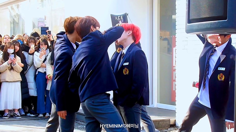 200104 A.C.E Busking in Hongdae