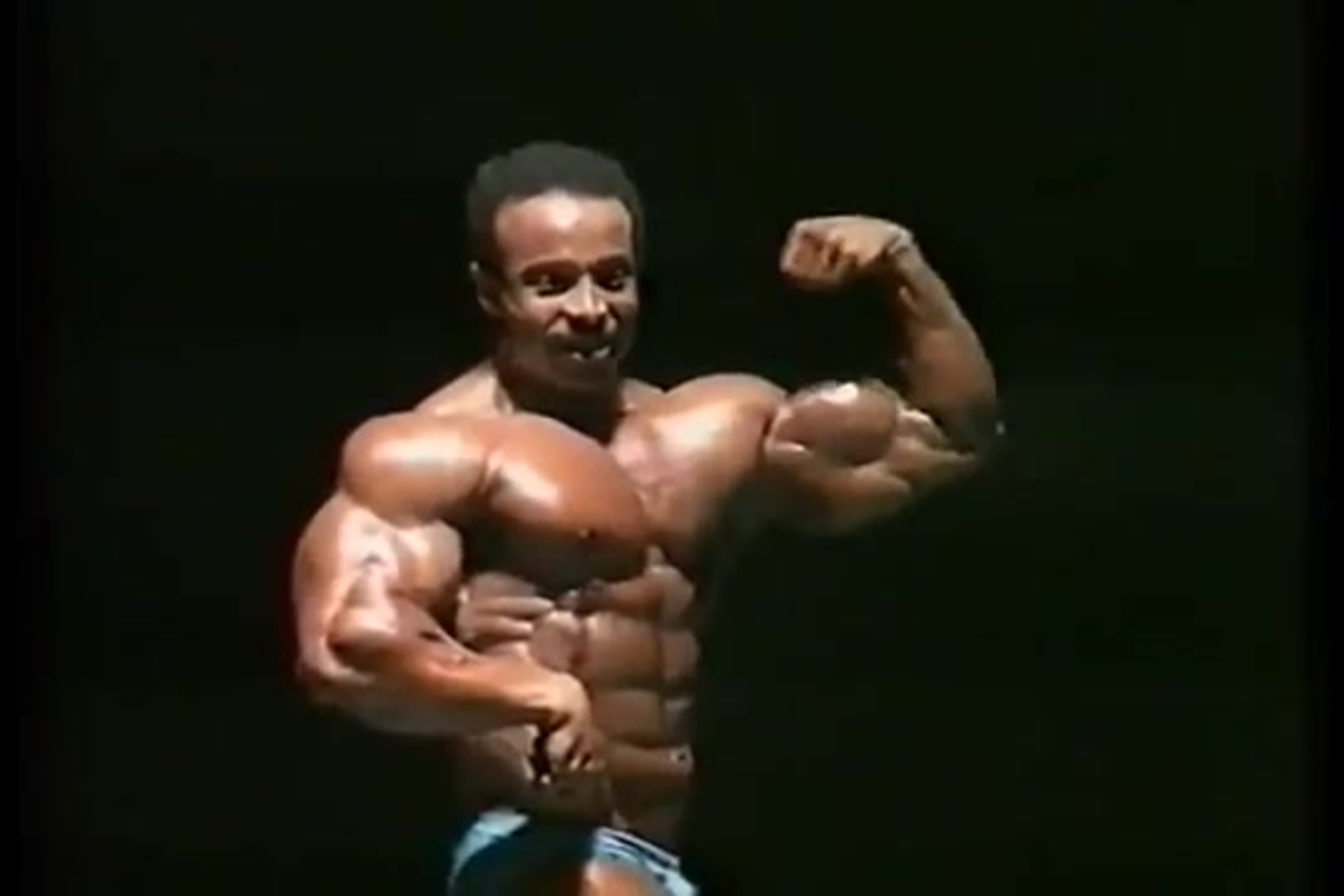 Momo Benaziza - bodybuilding